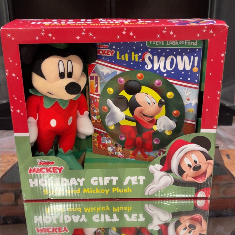 NIB - Disney Junior Mickey Mouse Clubhouse Holiday Gift Set - Picture 1 of 5